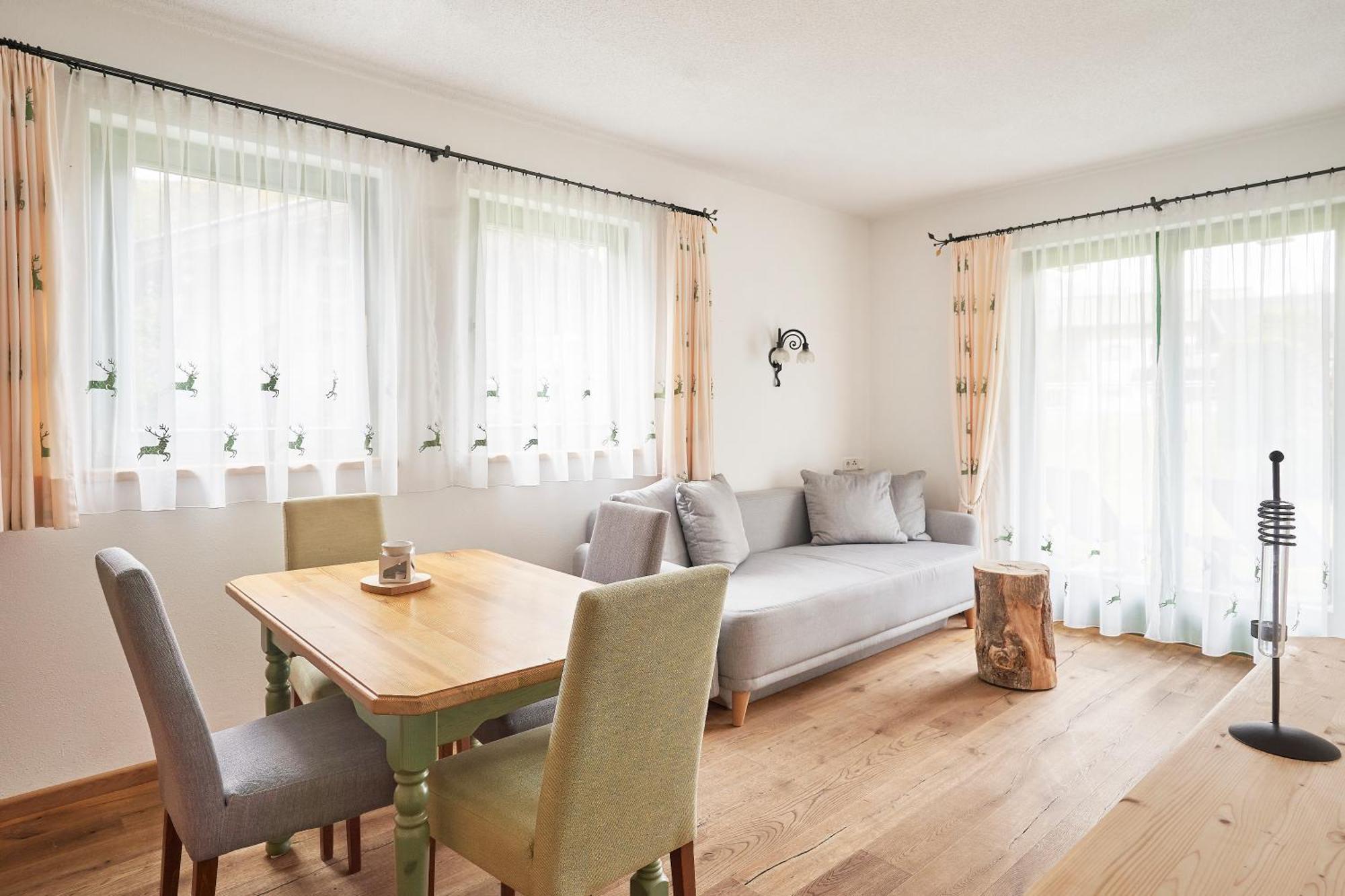 Rosamunde Apartments 로이타쉬 객실 사진