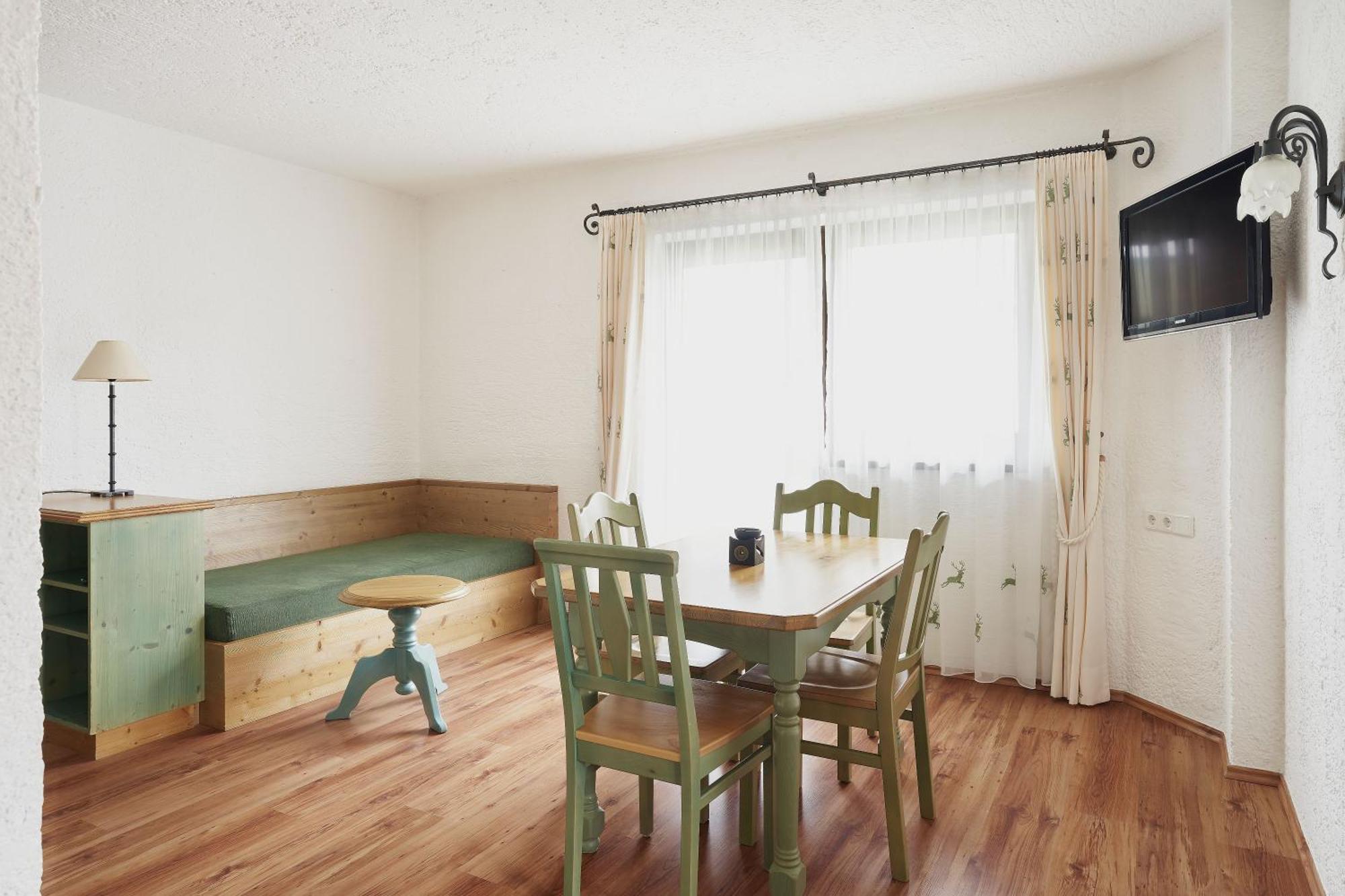 Rosamunde Apartments 로이타쉬 객실 사진